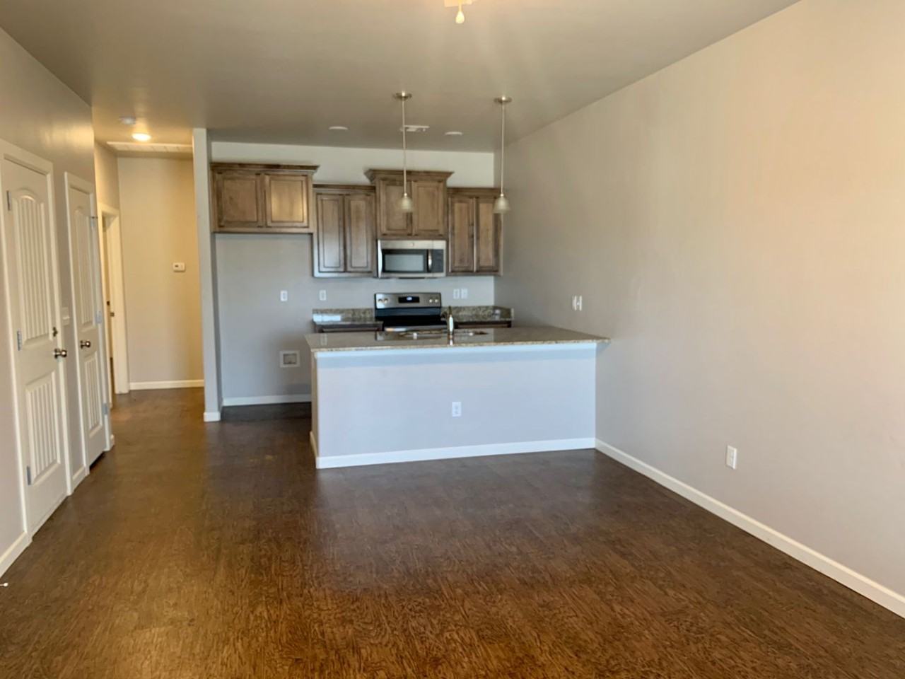 4612 Loch Ln - Photo 3 of 13
