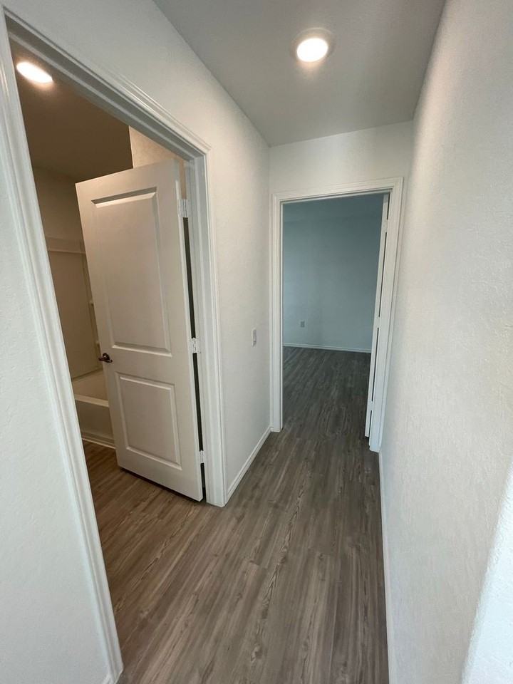 11963 Sand Wedge Way - Photo 3 of 20