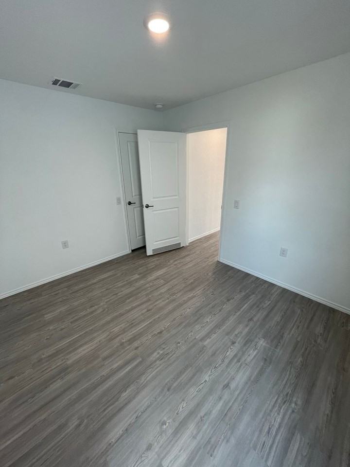 11963 Sand Wedge Way - Photo 4 of 20