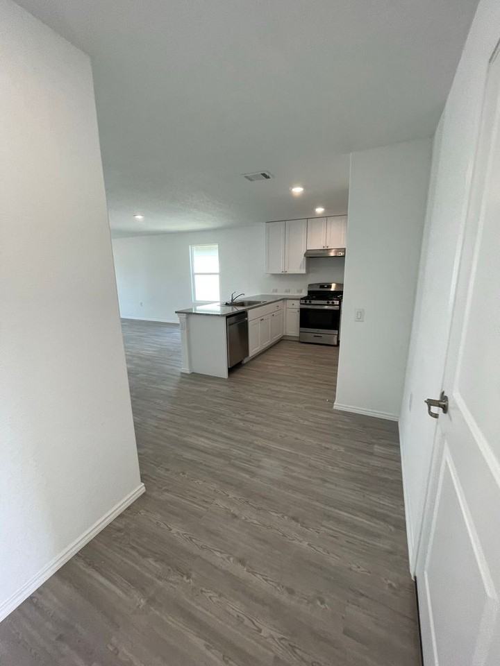 11963 Sand Wedge Way - Photo 7 of 20