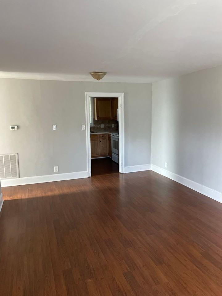 1508 1506, 1508 Locust Ave. - 1506 Locust Ave. - Photo 3 of 7