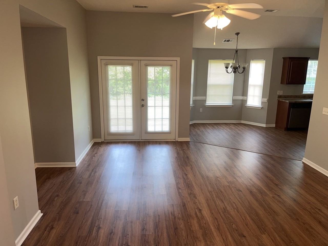 149 Lancaster Way - Photo 3 of 41