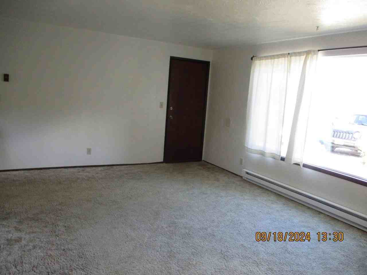 1119 Ruby Ct - Photo 2 of 8