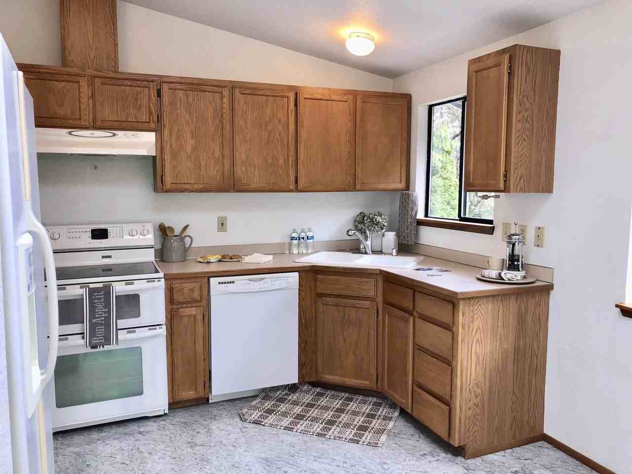 1019 214th Pl Sw - Photo 7 of 19