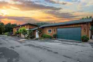 featured image of 15002 Chalk Hill Rd