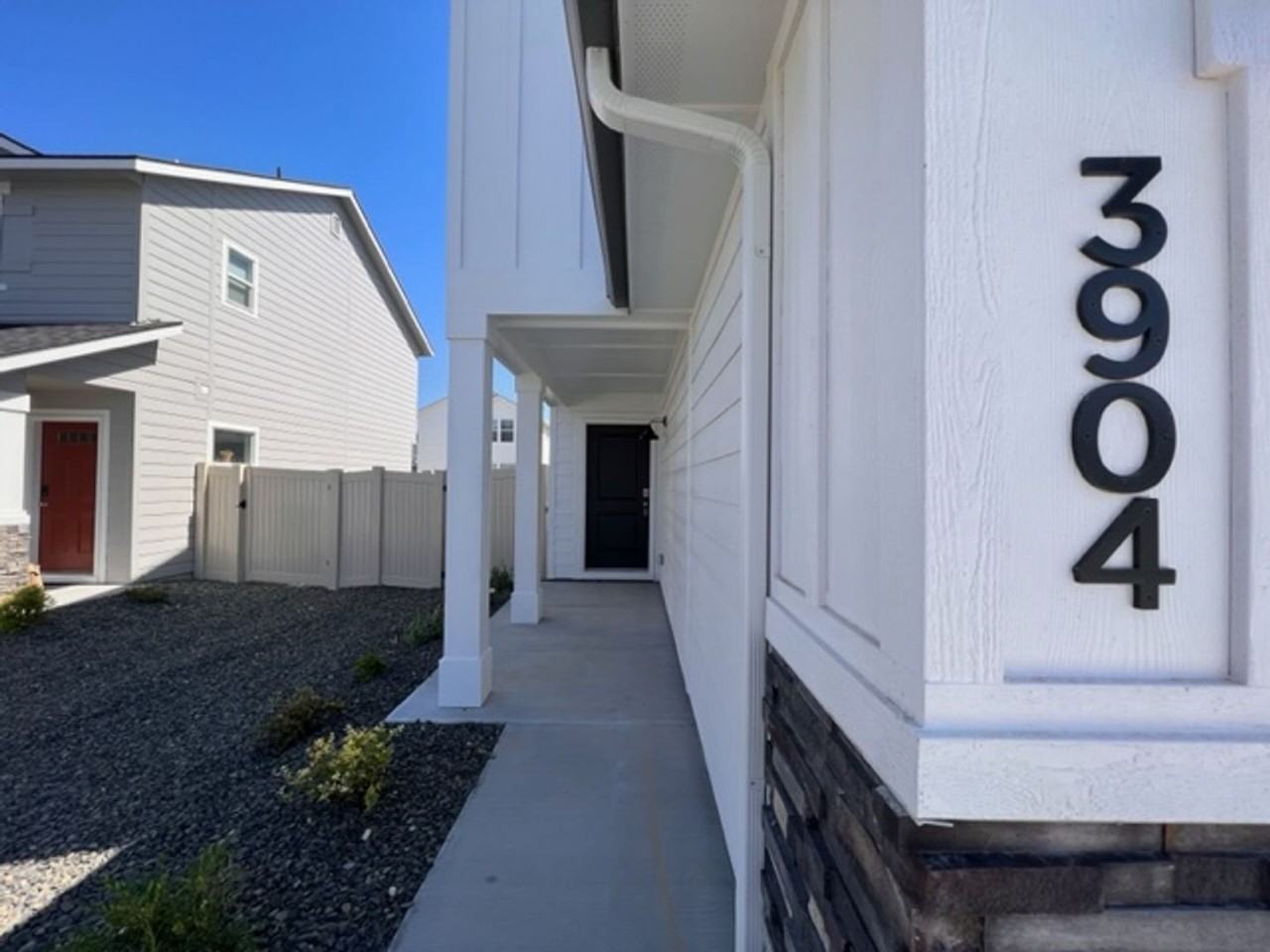 3904 N Dashwood Ave - Photo 2 of 27