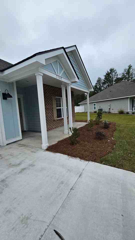 5160 Grand Oak Cir - Photo 2 of 24