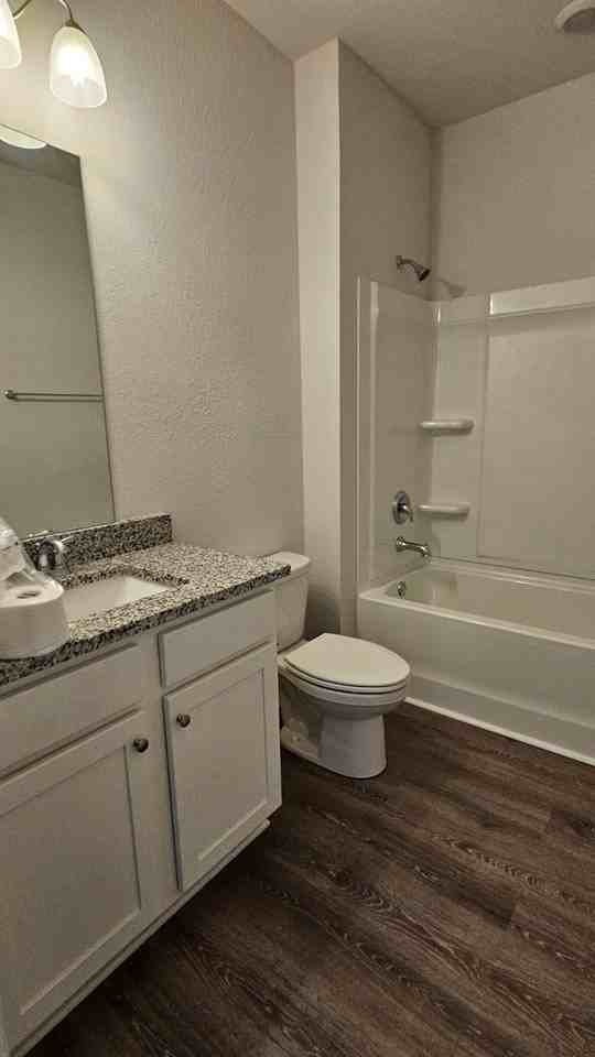 5160 Grand Oak Cir - Photo 5 of 24