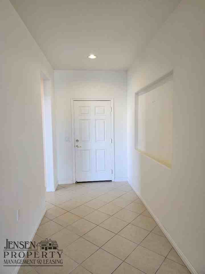 4494 Secret Springs Dr - Photo 3 of 24