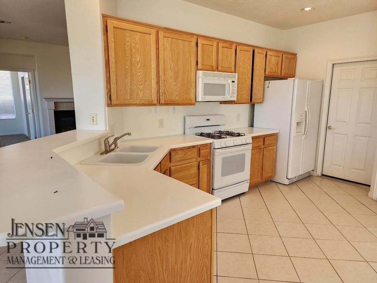 4494 Secret Springs Dr - Photo 4 of 24