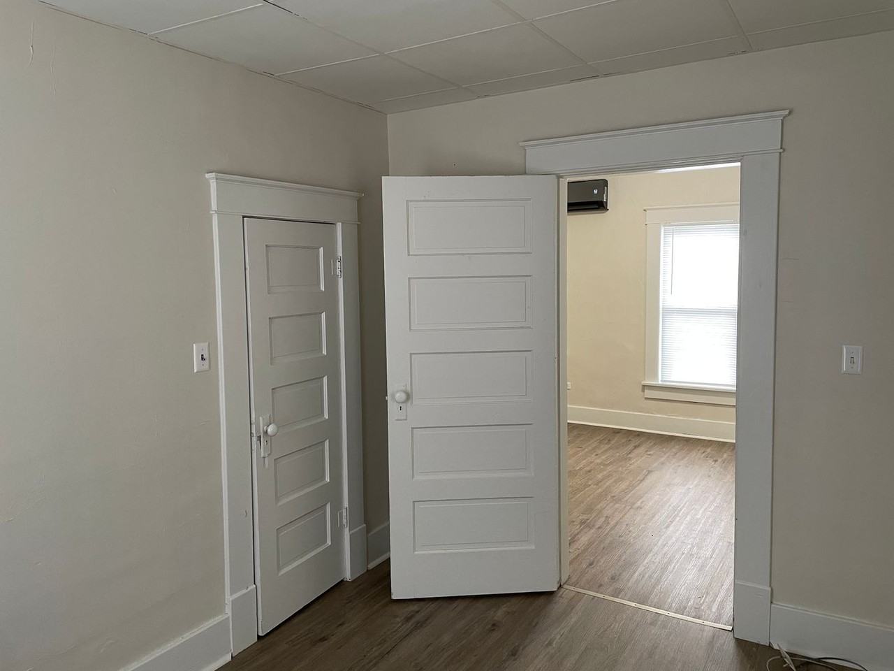 210 12th St - Photo 5 of 13