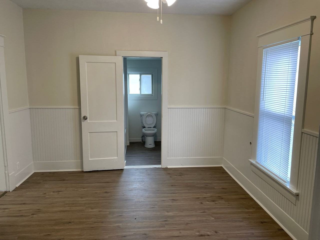 210 12th St - Photo 7 of 13