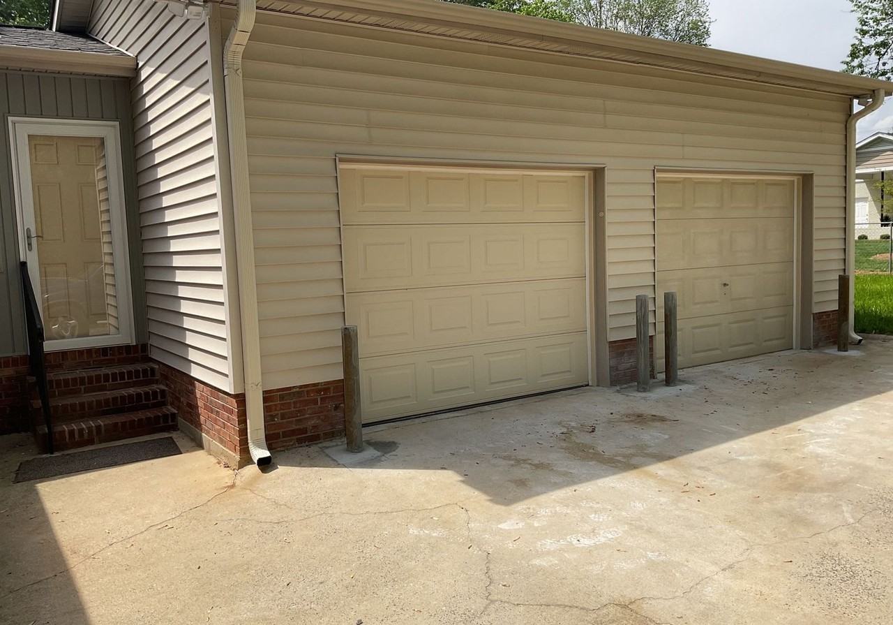 1308 Princeton Ave - Photo 2 of 14