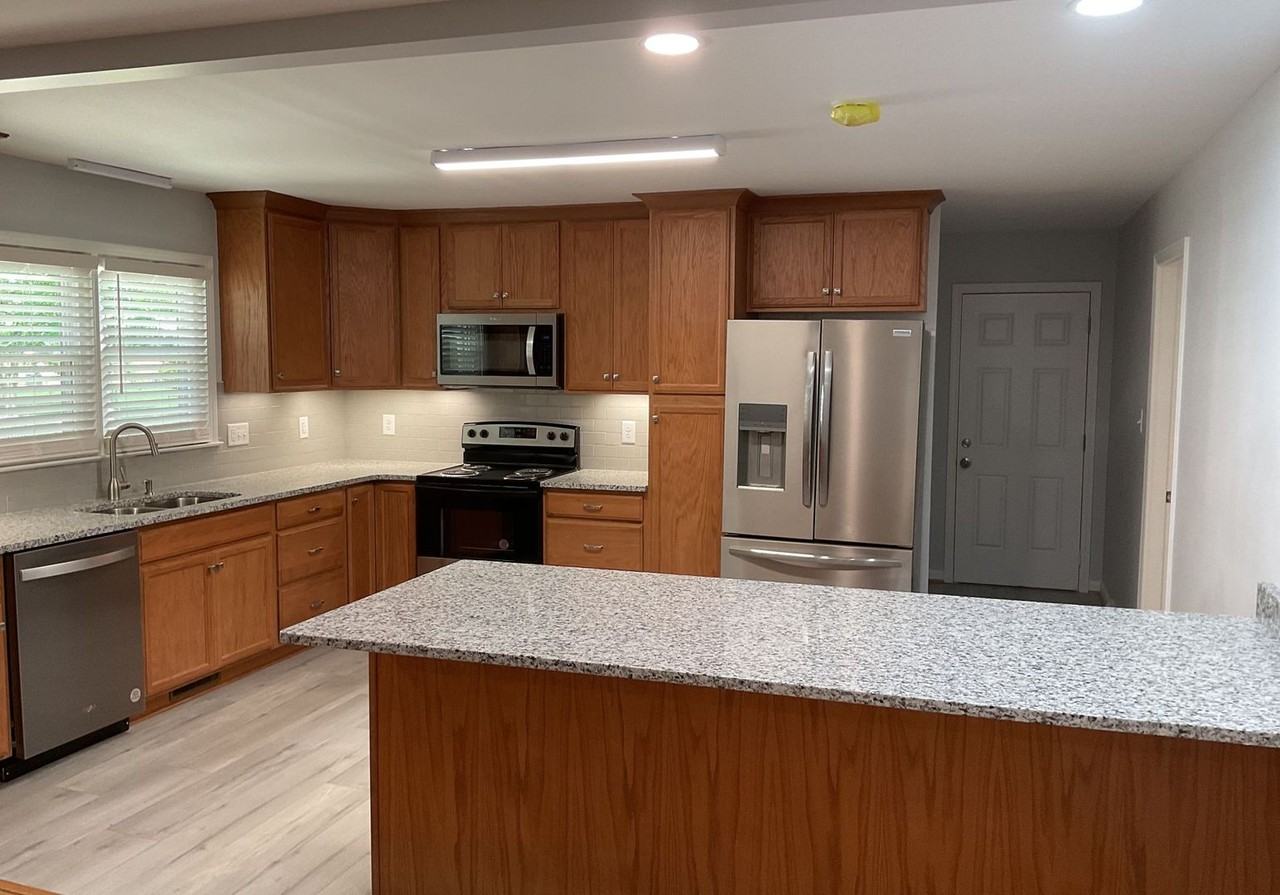 1308 Princeton Ave - Photo 3 of 14