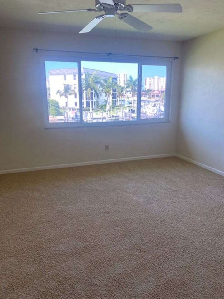 860 Panama Ct - Photo 6 of 12