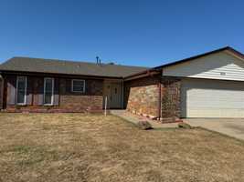 featured image of 2610 Nw 78th St