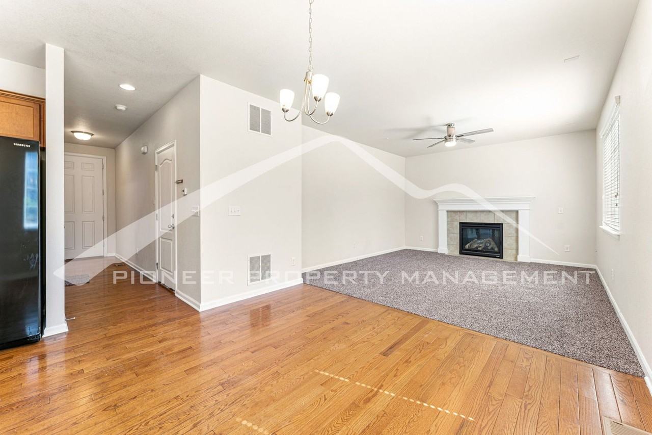 25004 E Pinewood Pl - Photo 5 of 22