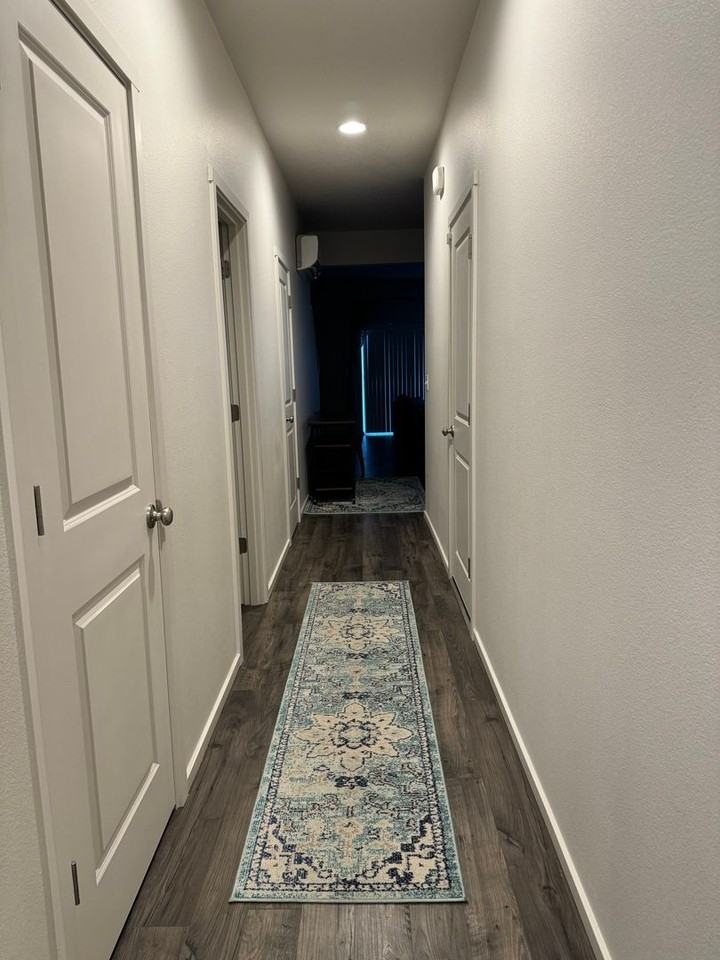 11711 Ne 21st Way - Photo 3 of 27