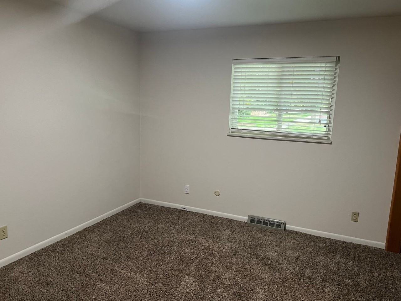 103 King Ave - Photo 5 of 22