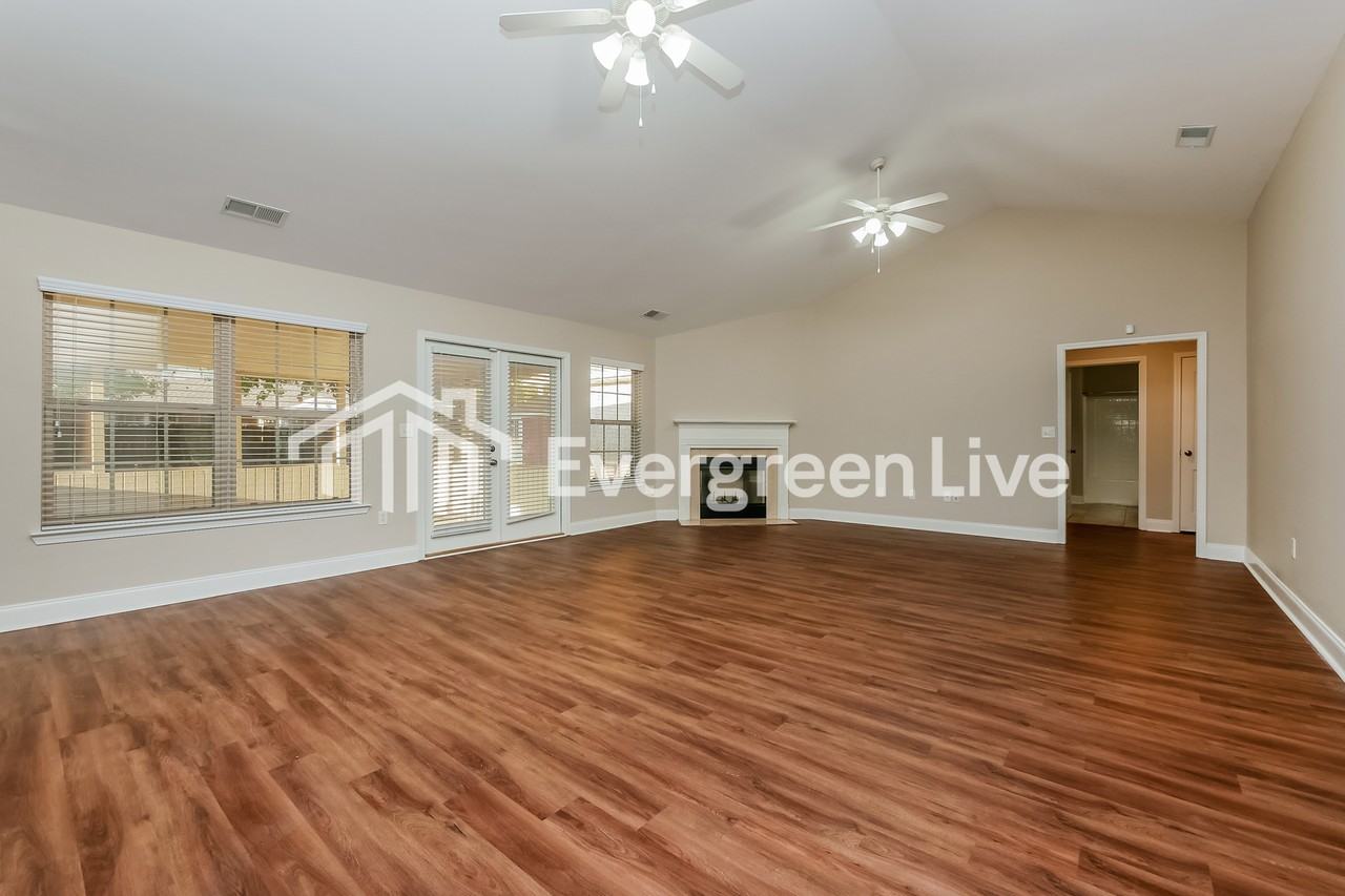 3028 Hidden Forest Cv - Photo 3 of 16