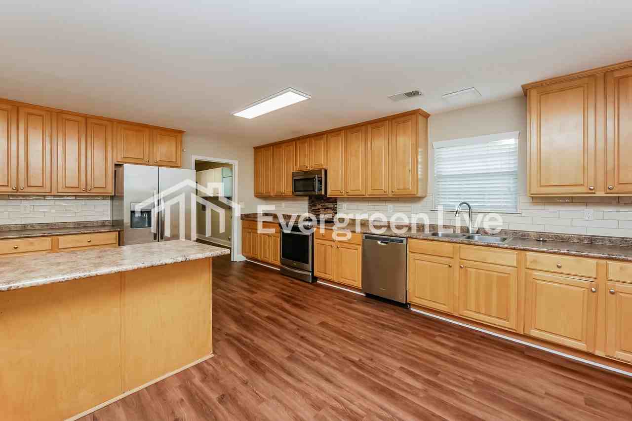 3028 Hidden Forest Cv - Photo 7 of 16