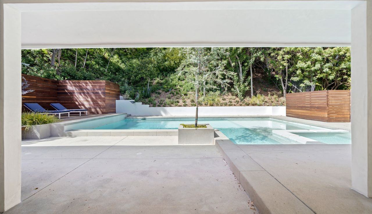 16105 Clear Oak Dr #NA - Photo 2 of 50