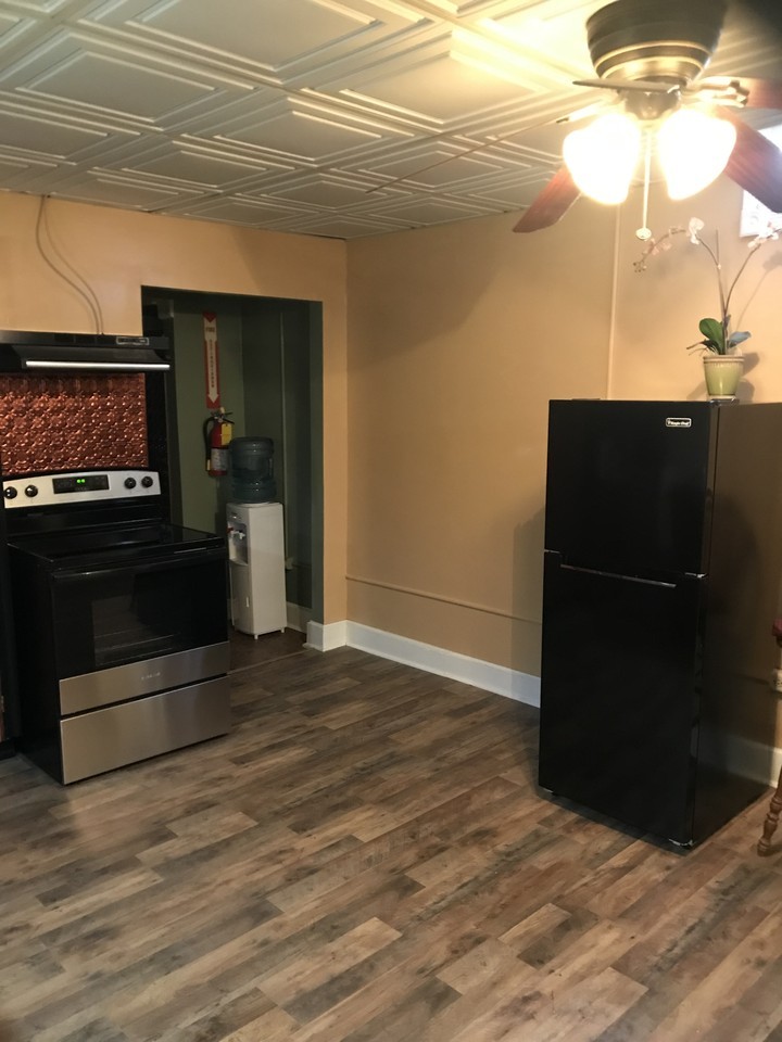 248 Main St #2 - Photo 5 of 20