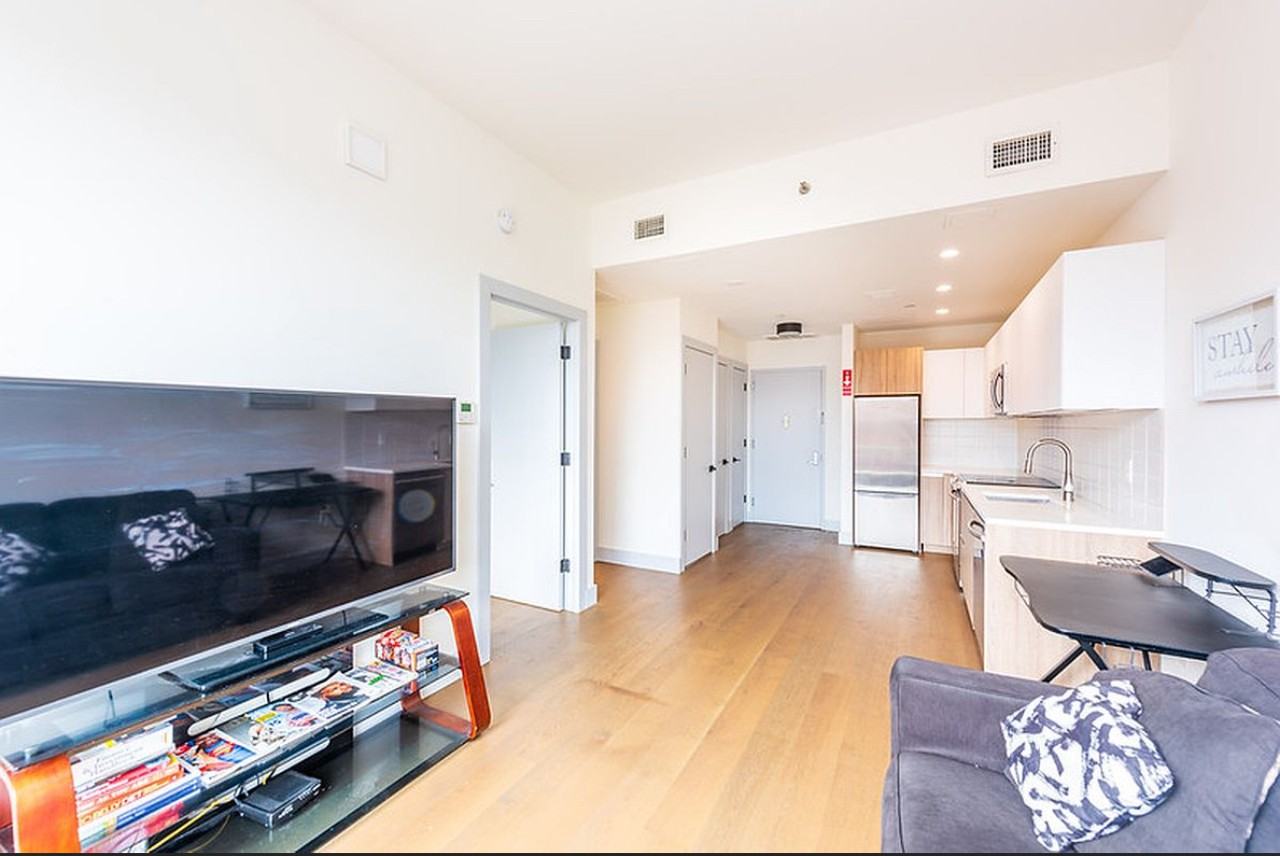 1325 Herkimer St #302 - Photo 3 of 11