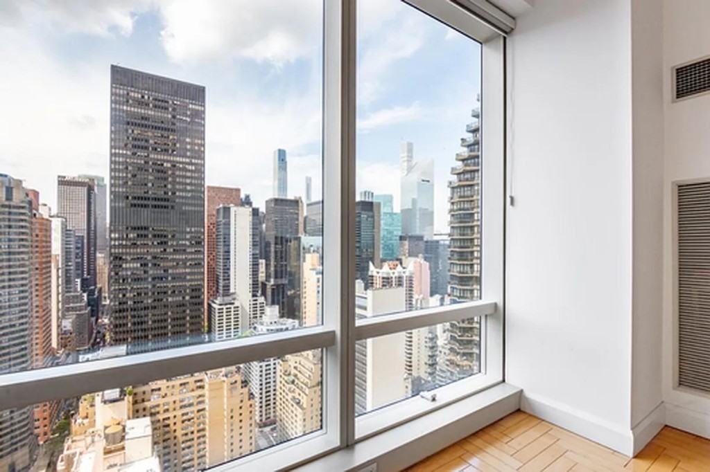 United Nations Plz #40C - Photo 3 of 17