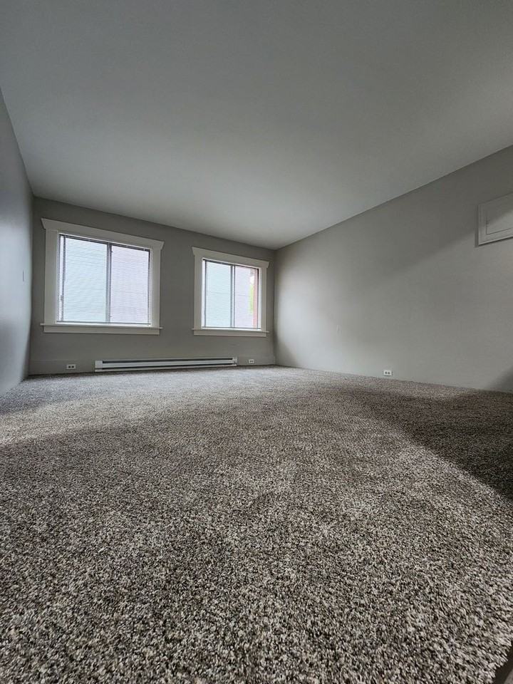 Florence Apartments - Photo 6 of 19