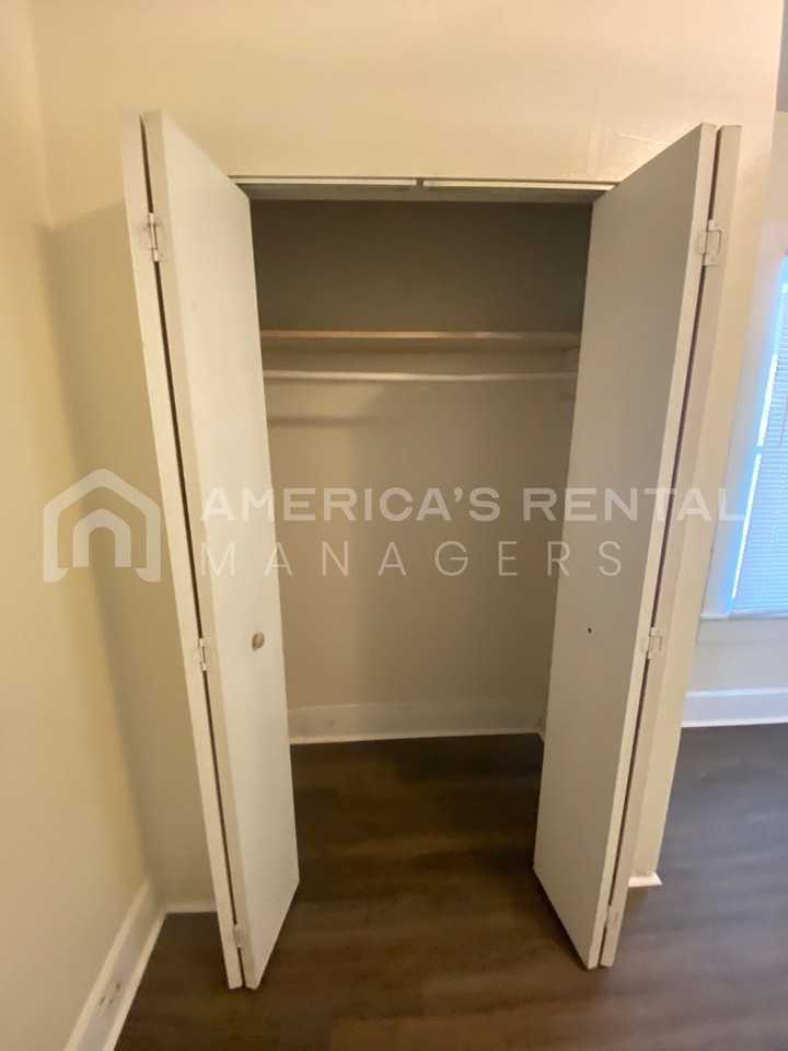 1742 Linthicum Street - Photo 6 of 28