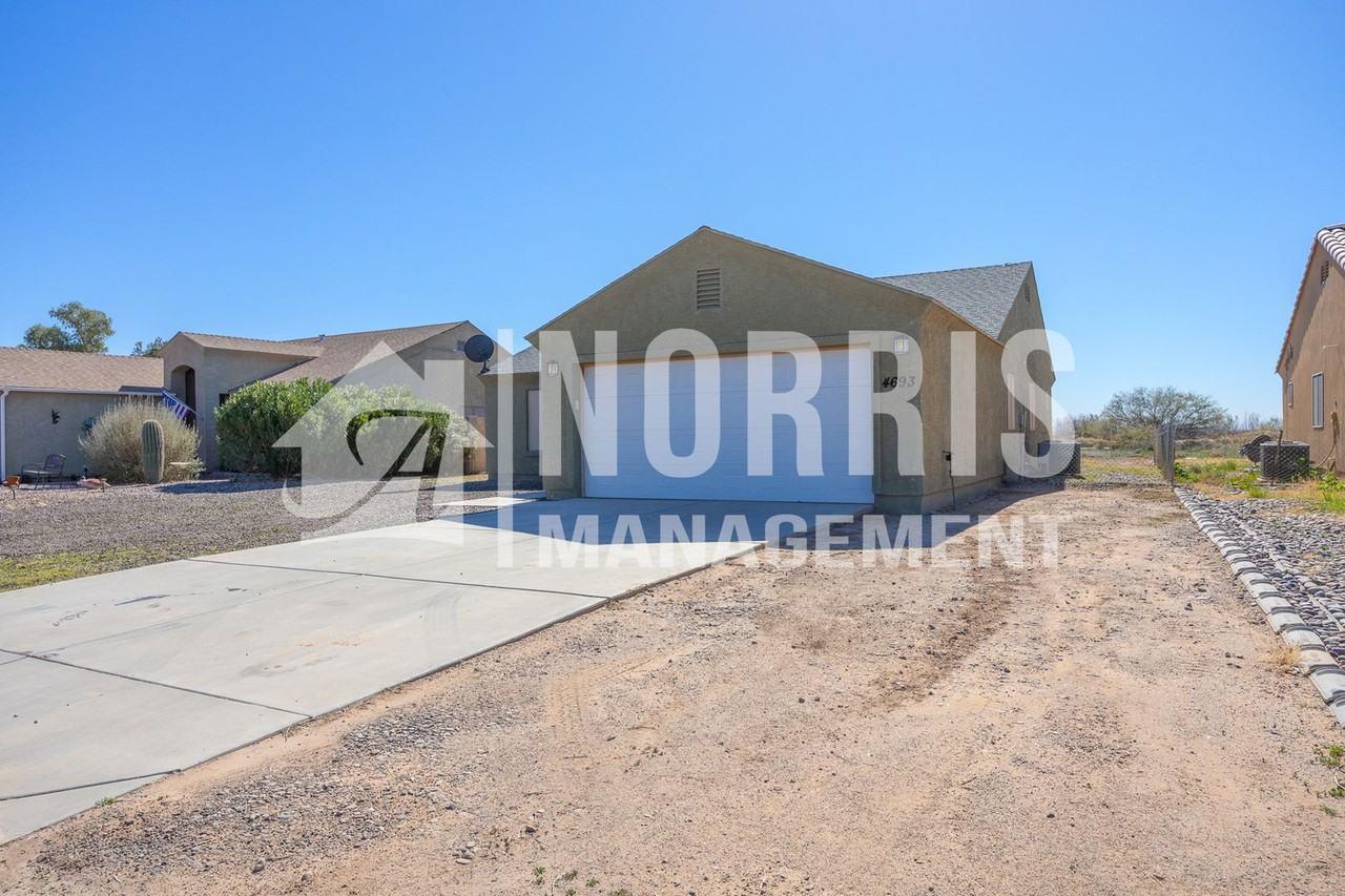 4693 E Appaloosa Dr - Photo 2 of 38