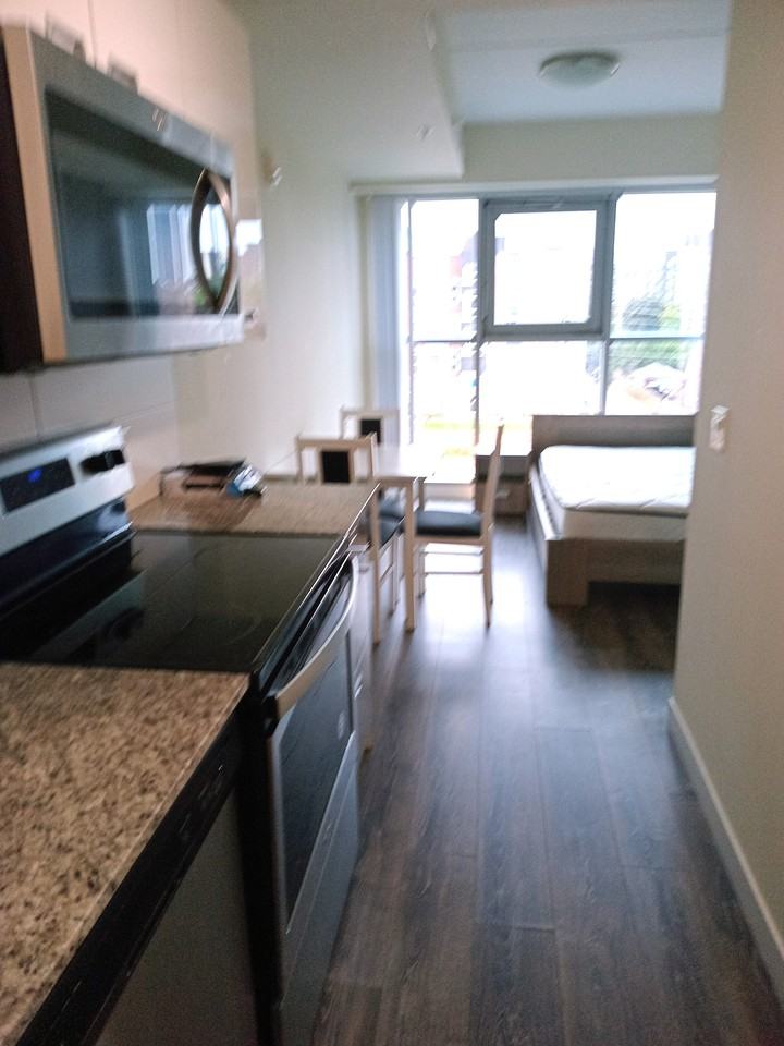 257 Hemlock St #1 - Photo 5 of 9