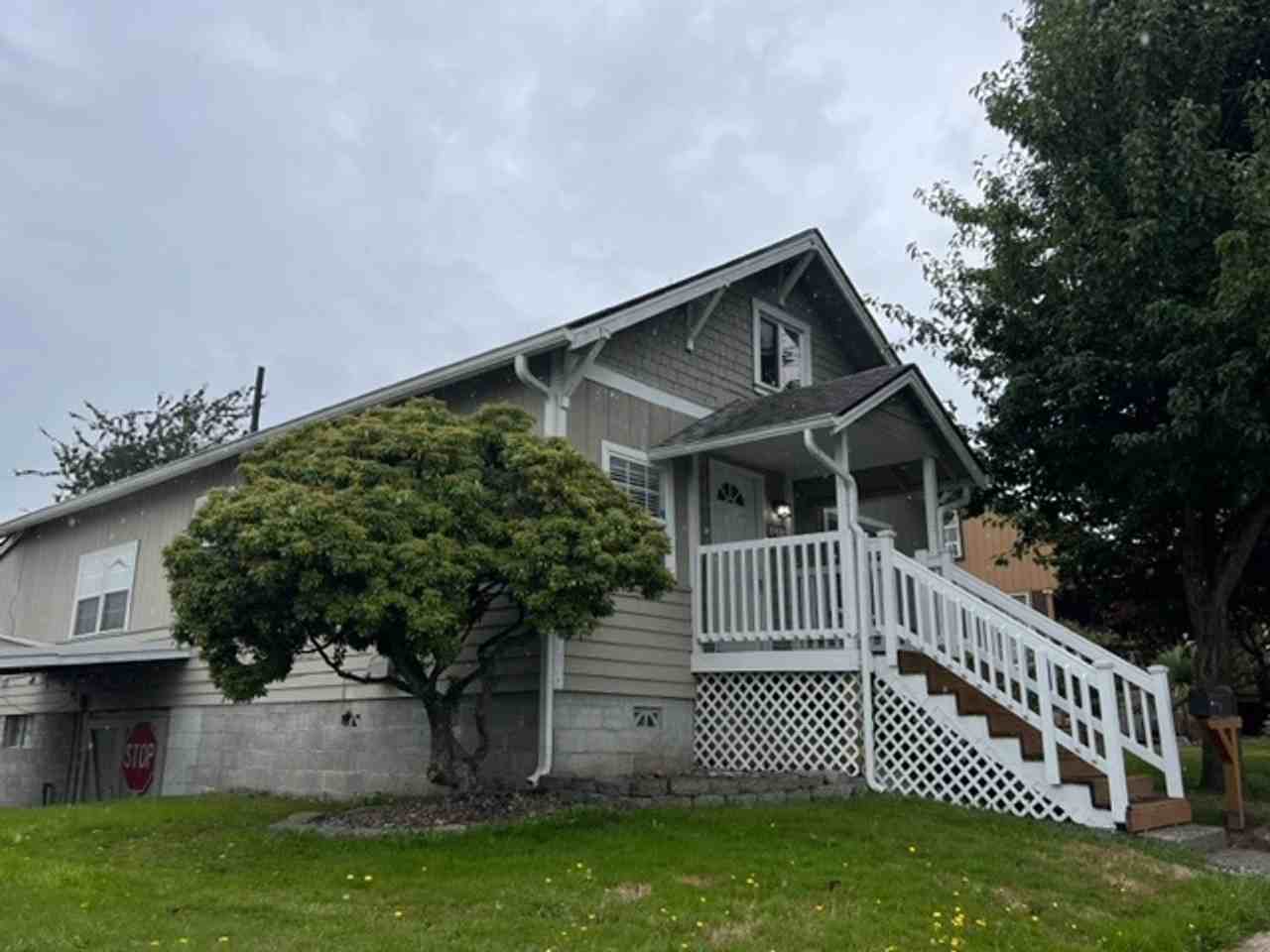 848 Nw Maryland Ave - Photo 2 of 32