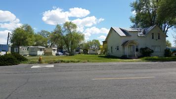 featured image of 1123 W Marina Dr