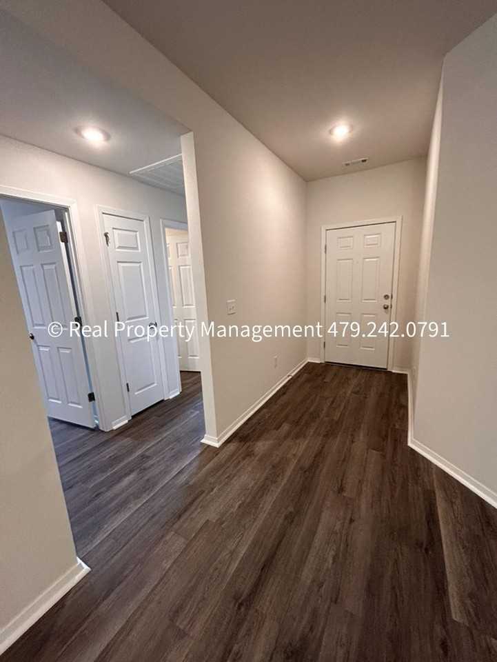 10638 Cedar Way - Photo 2 of 32