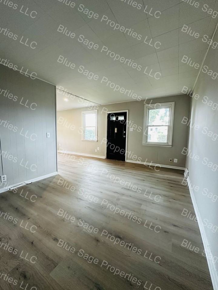 112 Brainerd Blvd - Photo 3 of 25