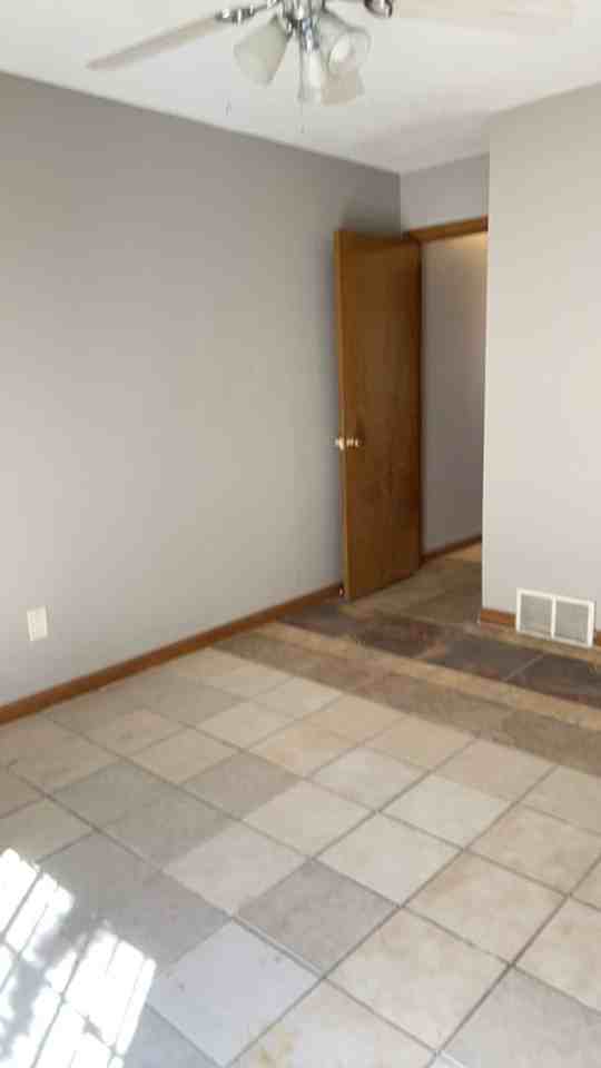 4981 Scenicwood Cv - Photo 4 of 7