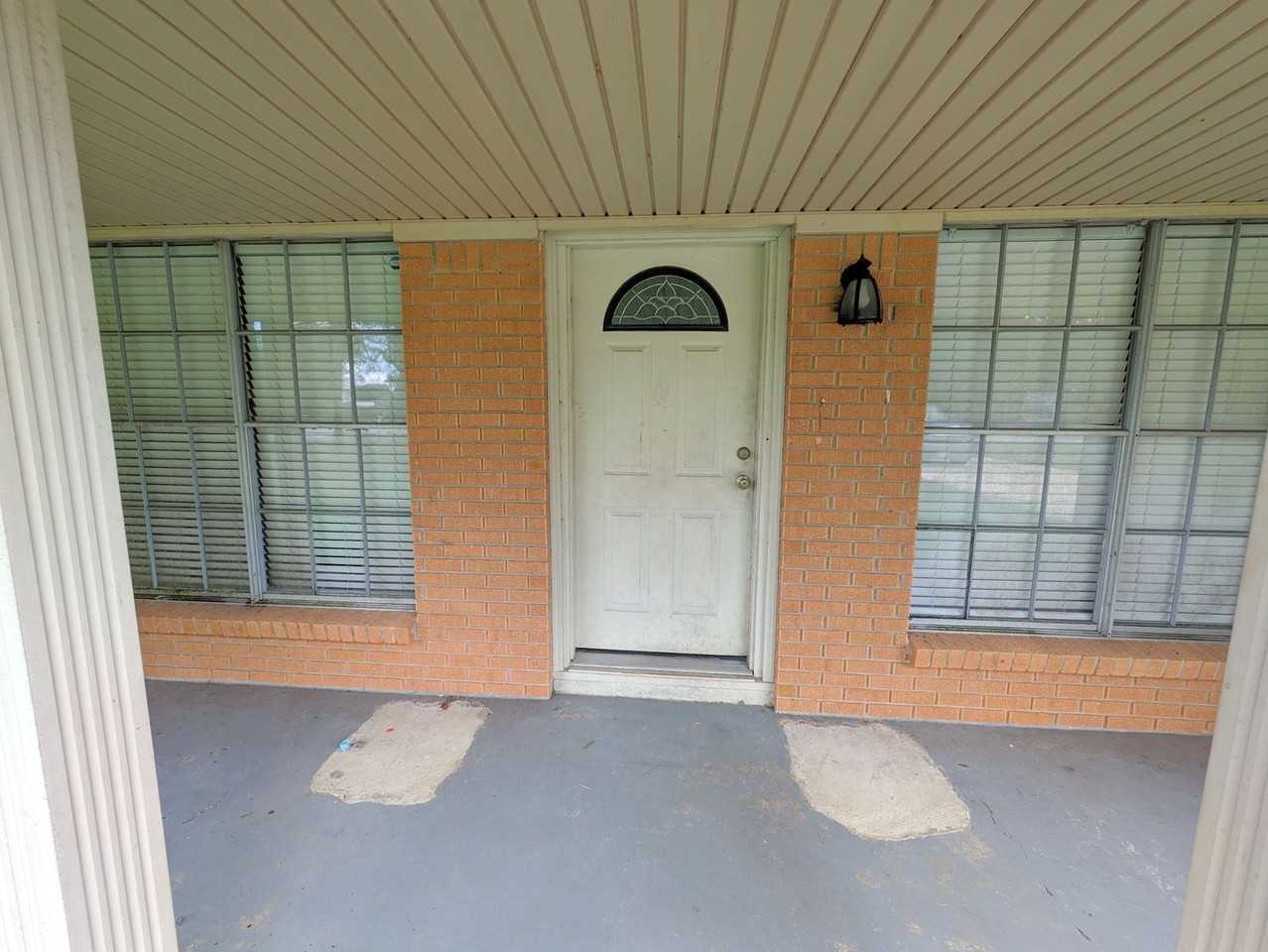 2430 Granger Drive - Photo 2 of 26