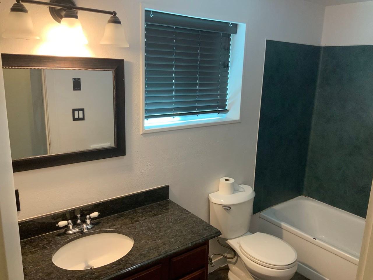 1582 Bogart Ln - Photo 6 of 11