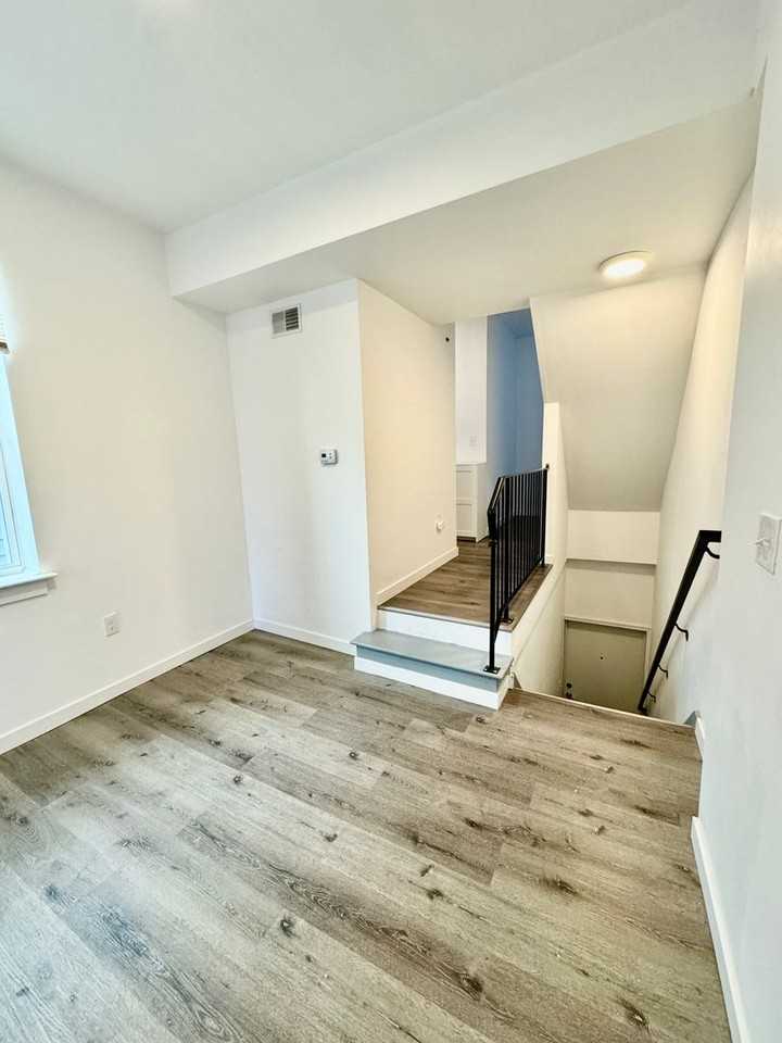 2026 N 8th St - Photo 2 of 8