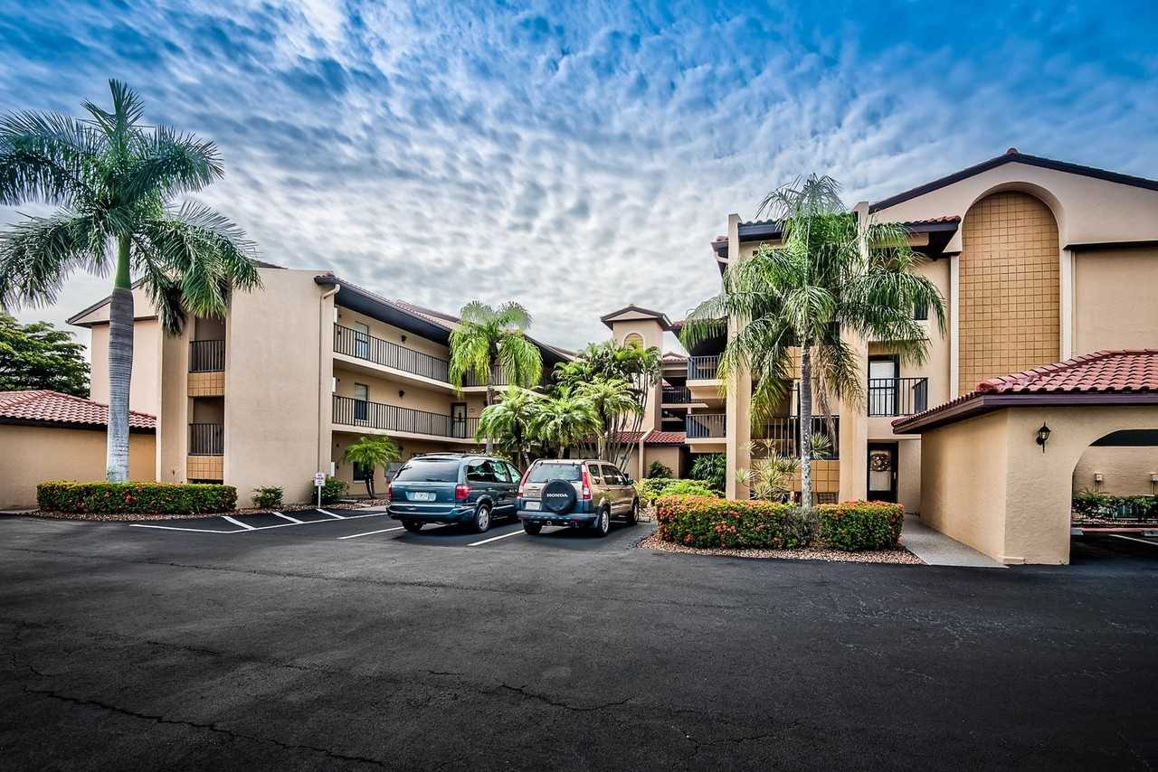 2601 W Marion Ave #47A - Photo 2 of 40