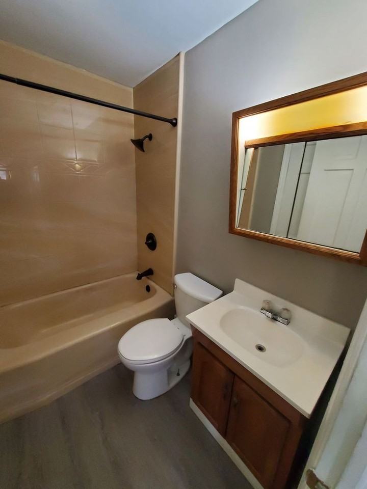 4205 West Sieben Place - Photo 3 of 13