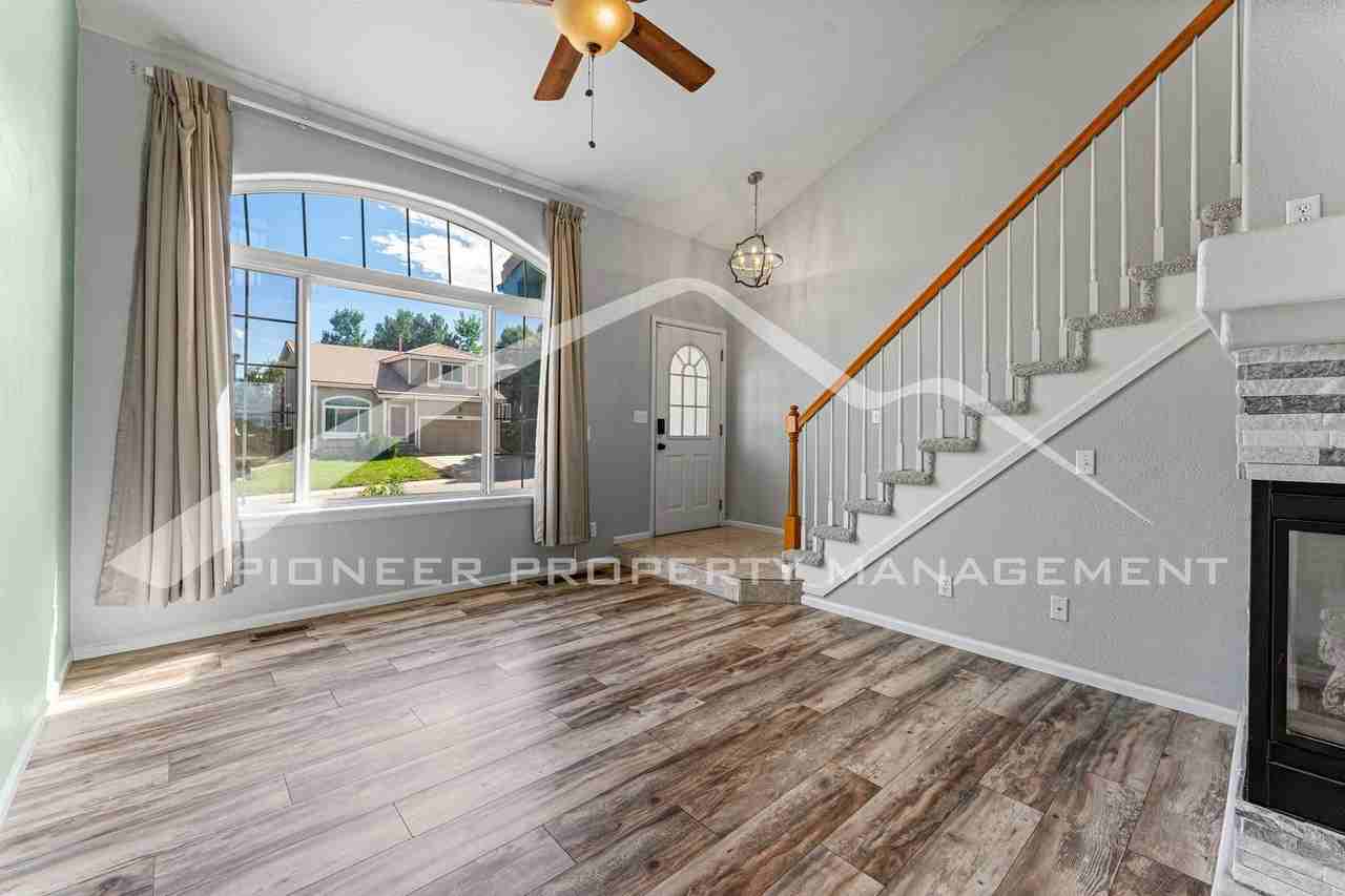 10031 Cedaridge Way - Photo 3 of 22