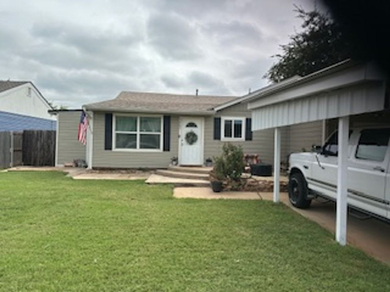 3265 College St - Photo 2 of 23