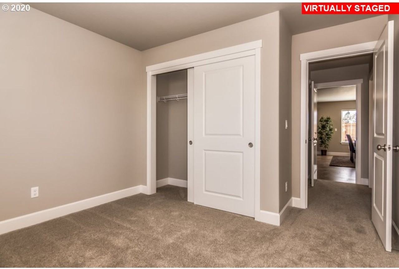 1907 Nw Archer Dr - Photo 2 of 31