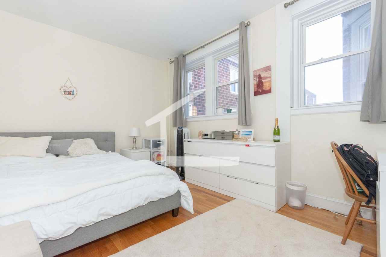 317 Saint Paul Street - Photo 5 of 15