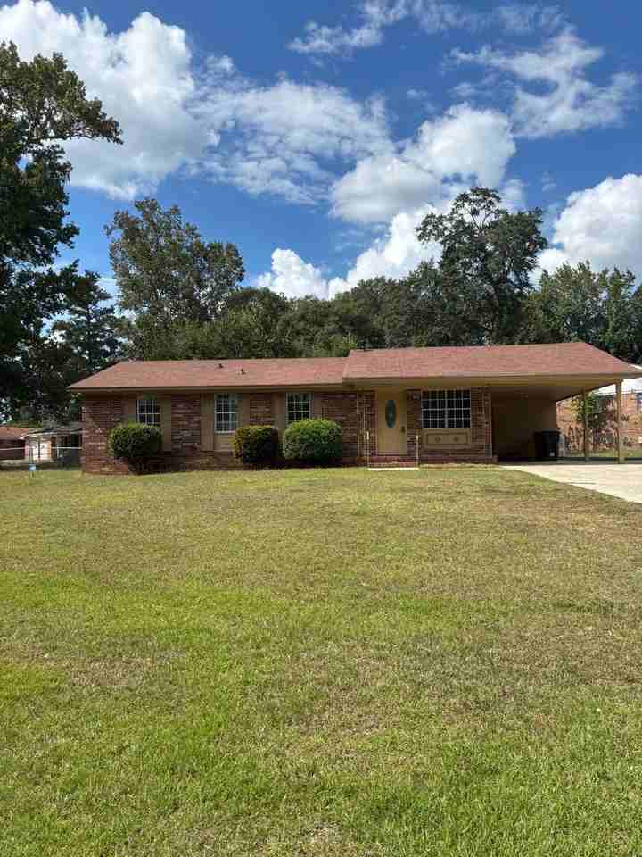 2611 Dublin Dr - Photo 3 of 3