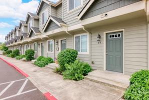 featured image of 243 R St Apt 1 #Apt 1