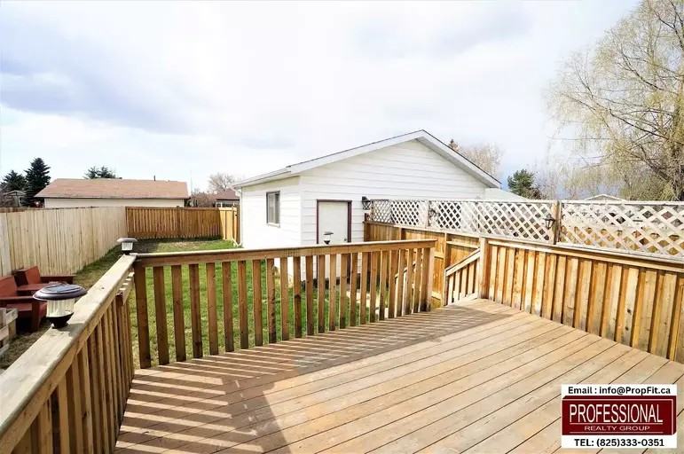 1208 36 St Nw - Photo 3 of 13